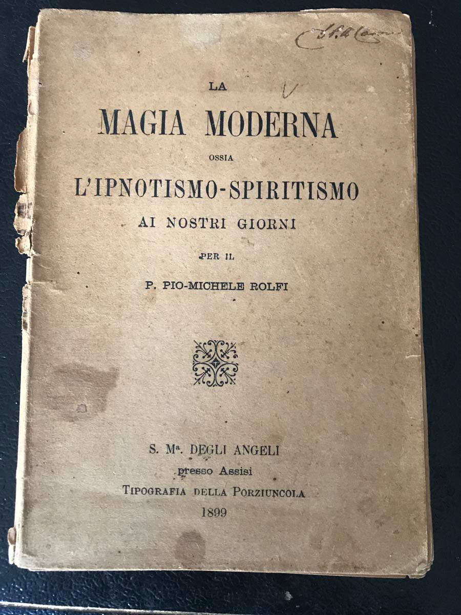 Magia Moderna - Tipografía Porziuncola