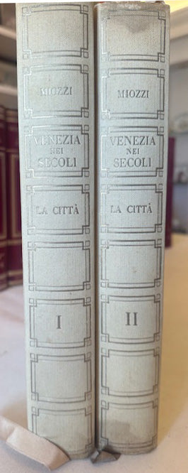 Venice Through the Centuries - Miozzi Editore