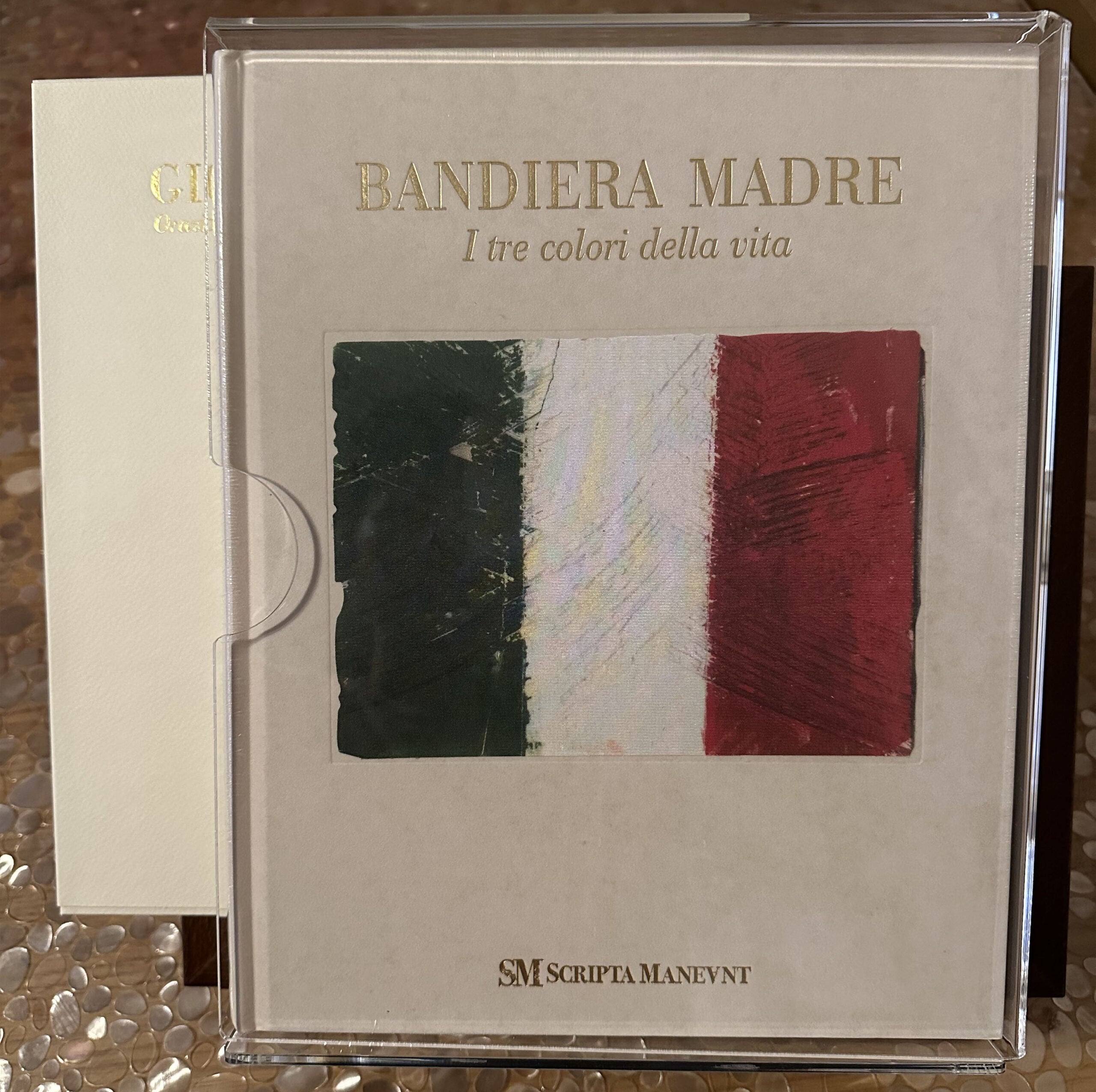 Bandera madre - Scripta Maneant