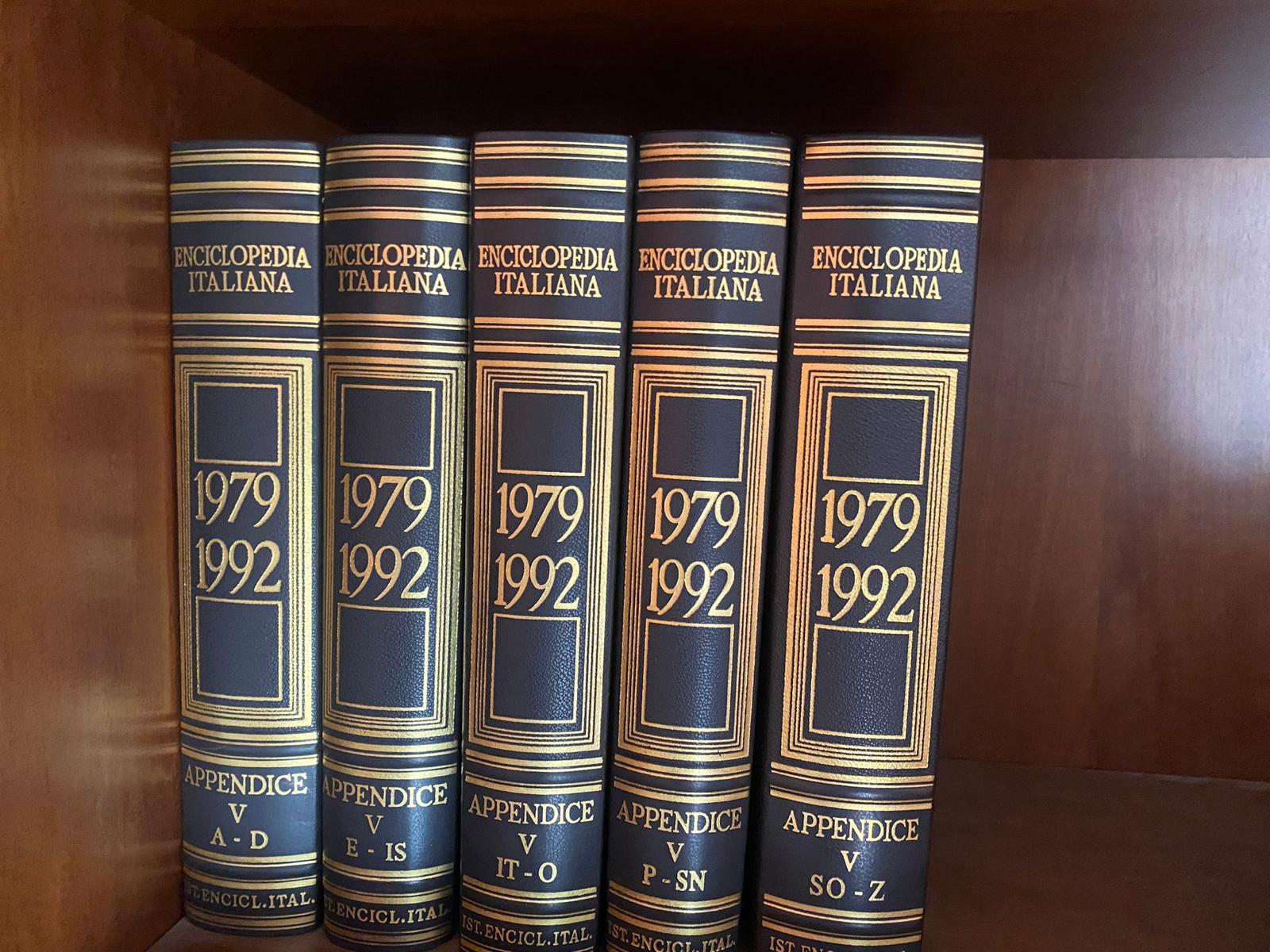 Enciclopedia Italiana di scenze , letteratura ed arti Treccani 1° edizione  (54 Volumi)