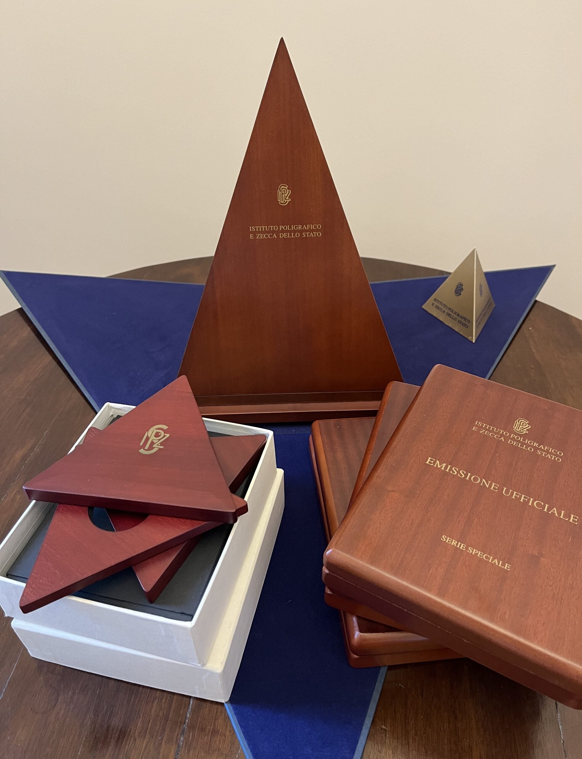 Medals of the 2000 III Millennium - Ipzs (5 coins complete with original case)