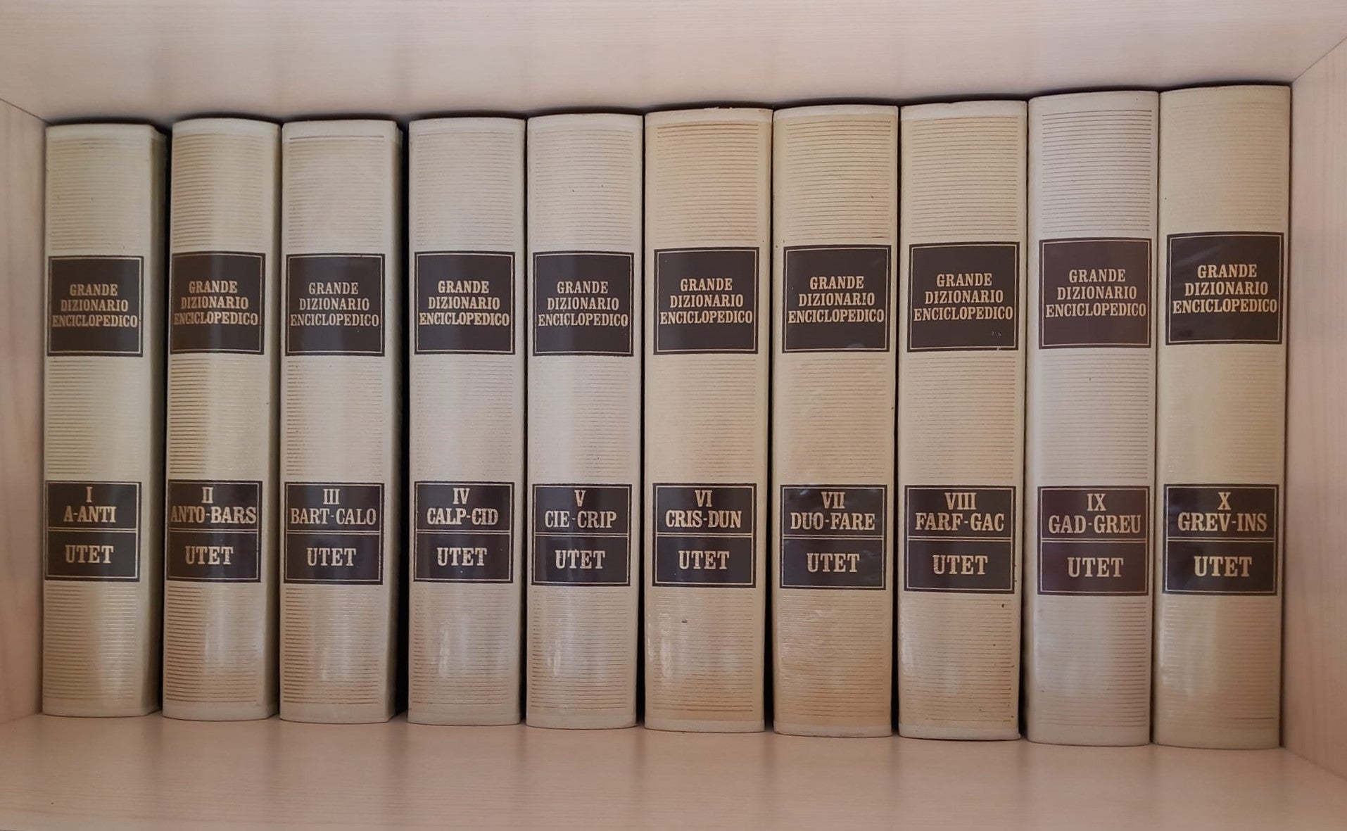 Grande Dizionario Enciclopedico Quarta edizione -  UTET