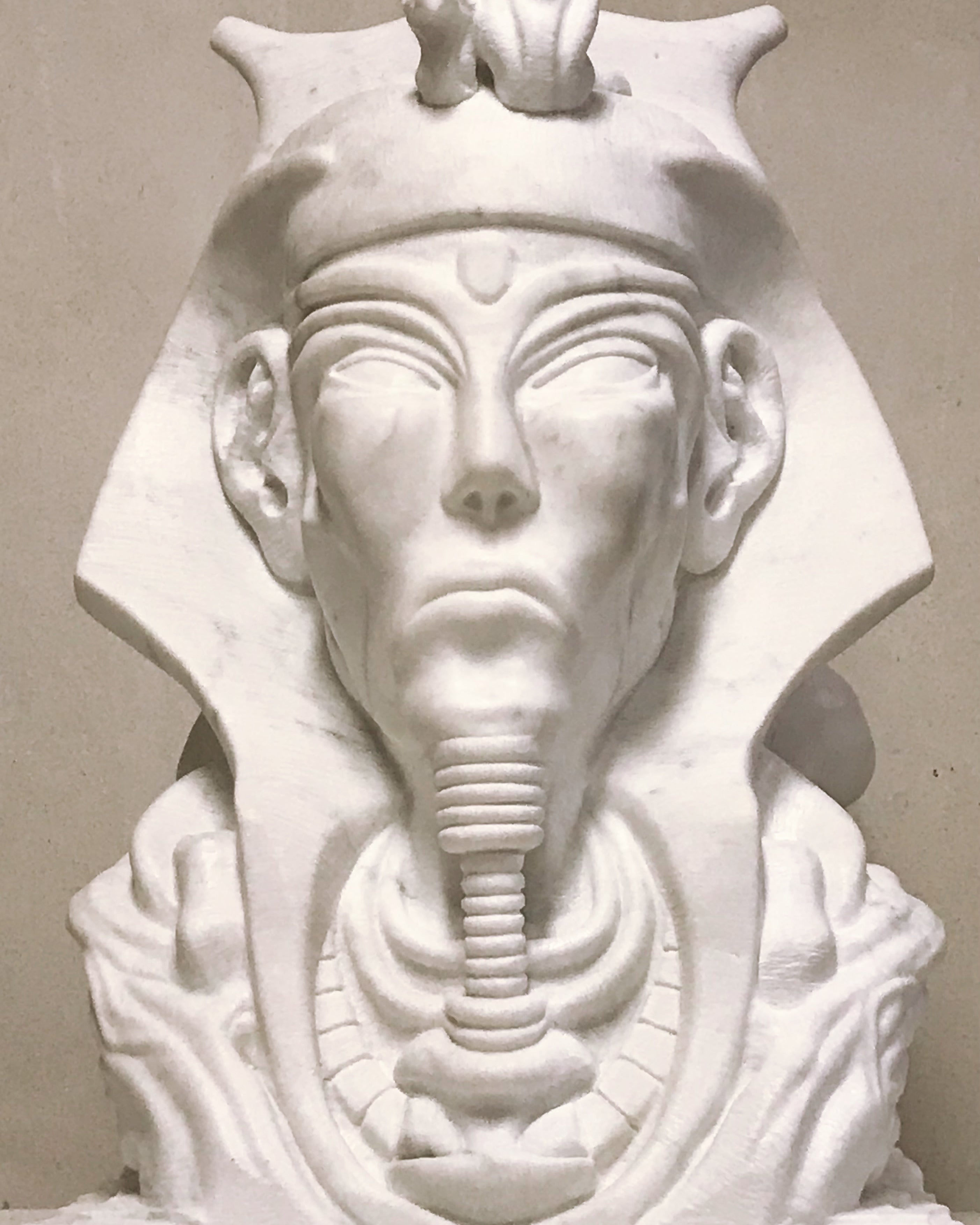 Akhenaton