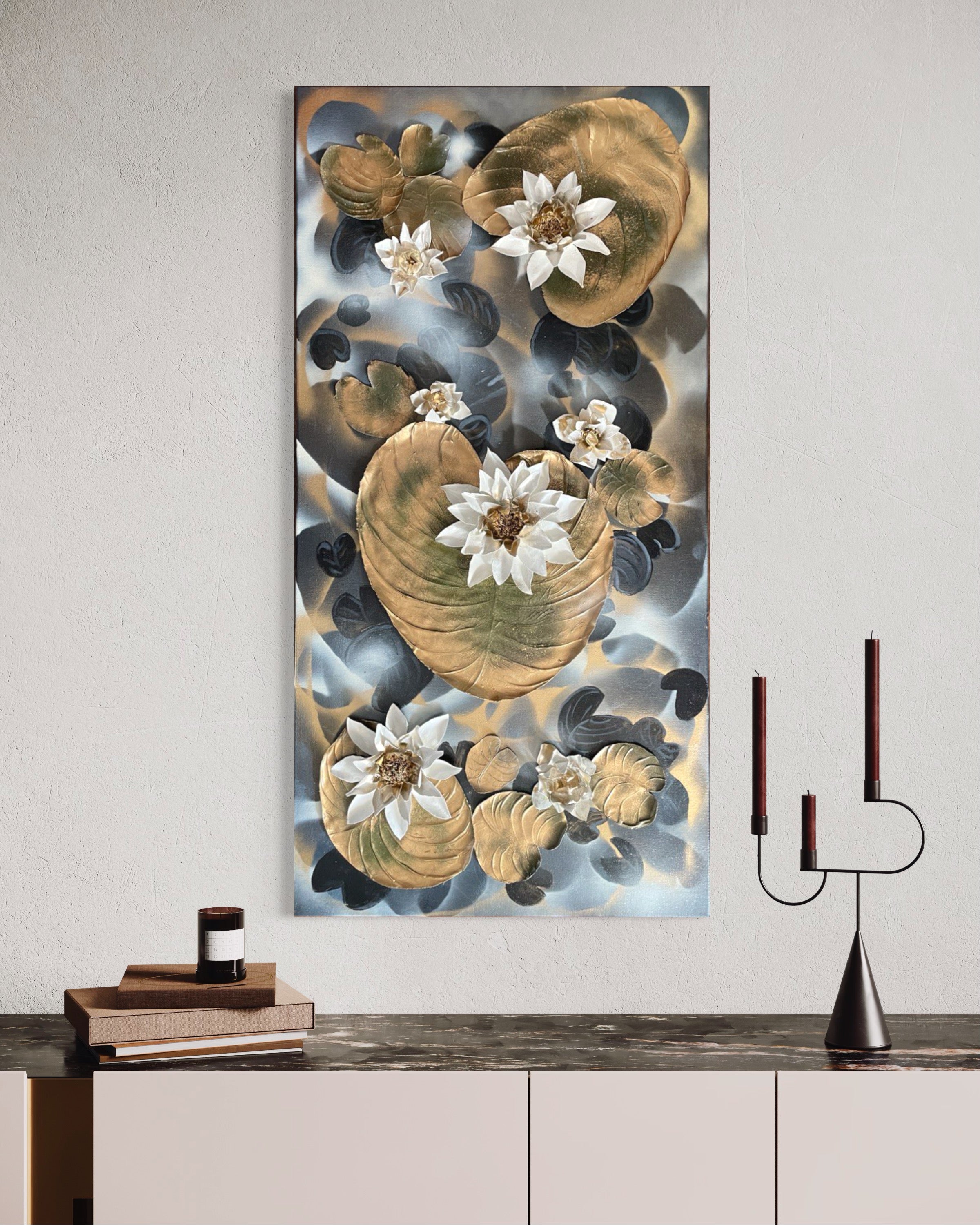 Decorazione da parete 3D con ninfee - tonalità nero e oro.