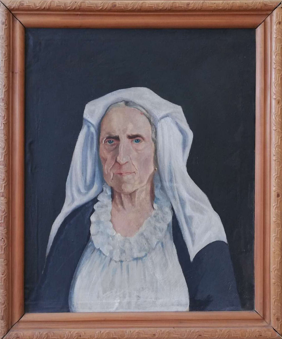 Autore Sconosciuto - Senza titolo (Donna con abito tradizionale)