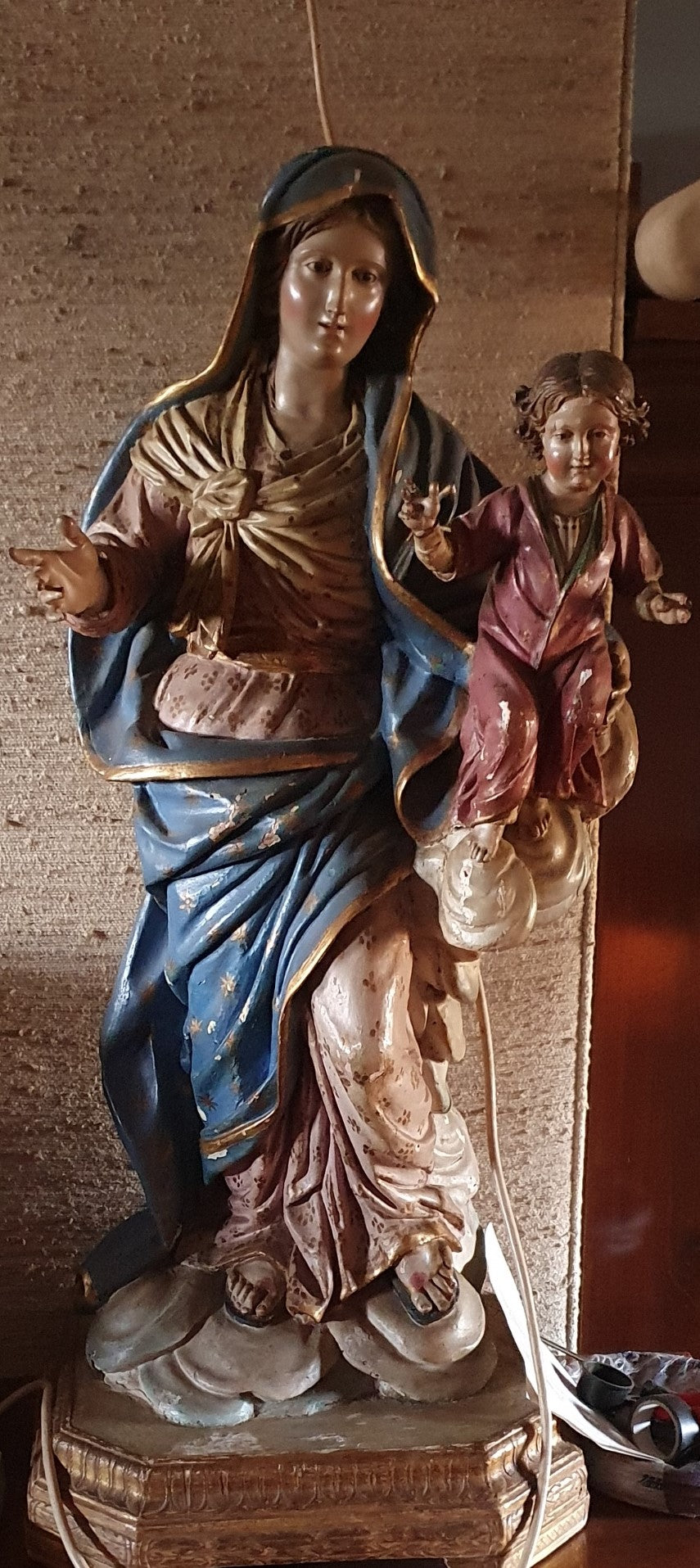 ESCULTURA - ARTISTA ANÓNIMO