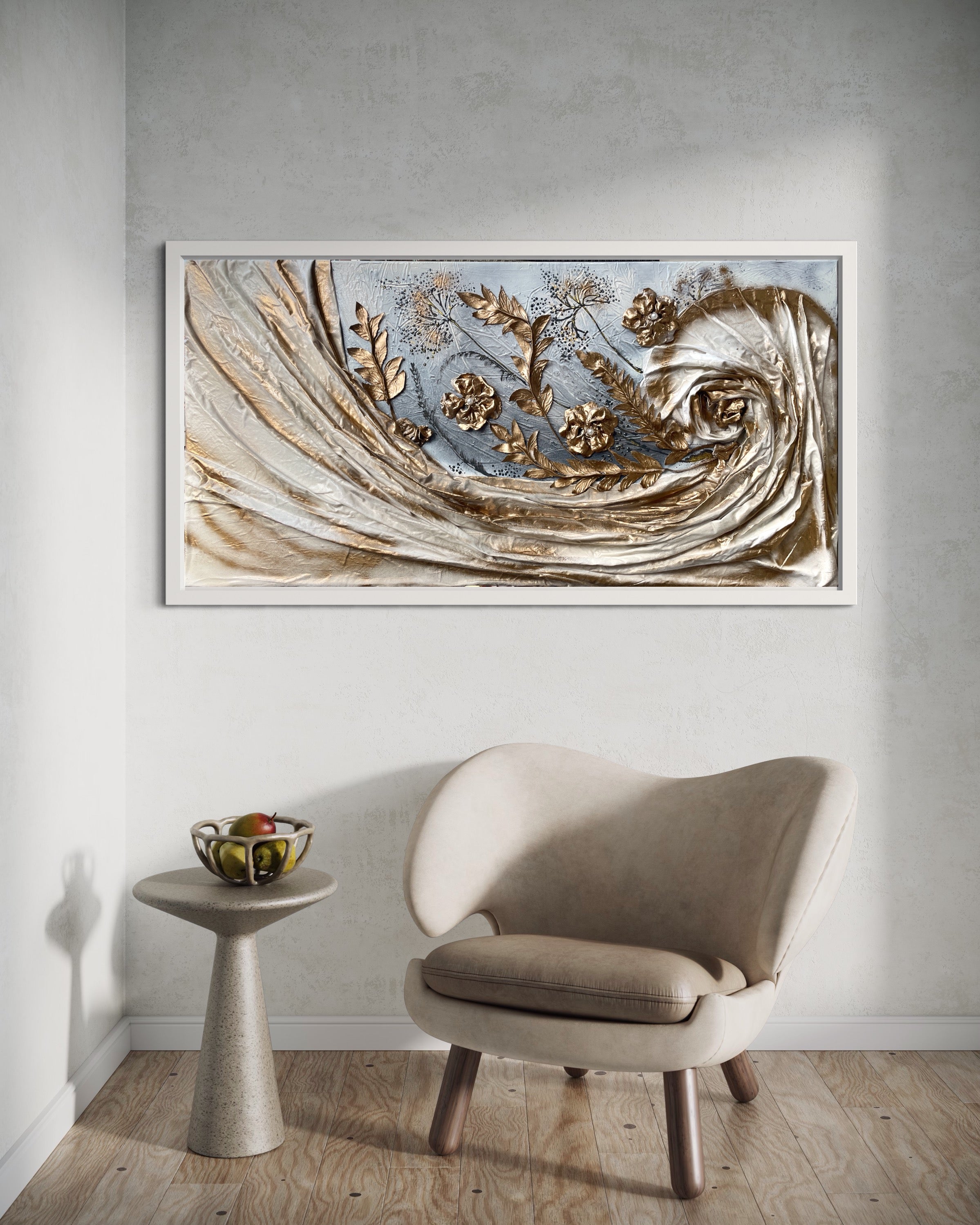 Pittura astratta floreale dorata